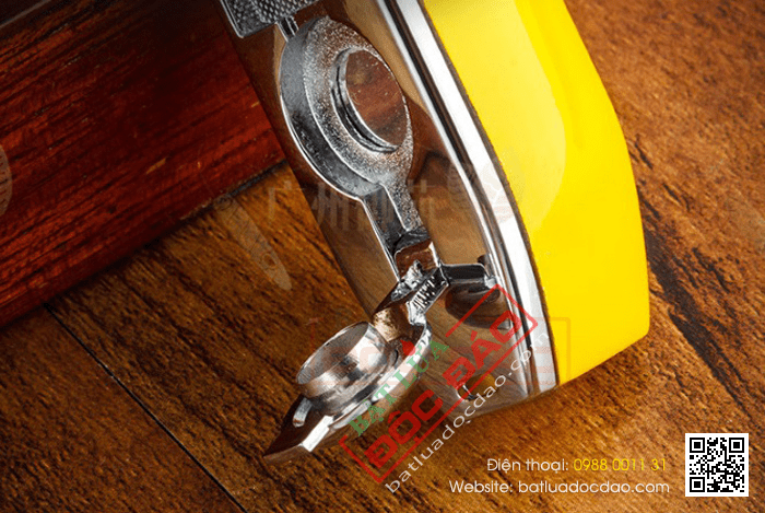 Bật lửa khò cigar Cohiba 3 tia kèm đục - Mã SP: COB08