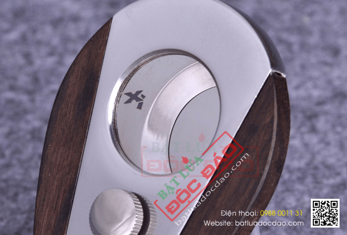 Dao cắt Cigar (xì gà) Xikar chất liệu thép không gỉ, gỗ - Mã SP: BL300ME