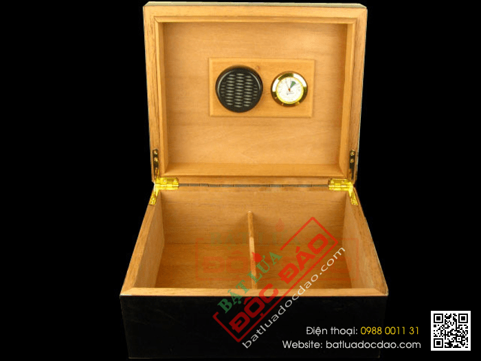 Hộp đựng Cigar (xì gà) Cohiba chất liệu gỗ tuyết tùng cao cấp - Mã SP: H525 - 50