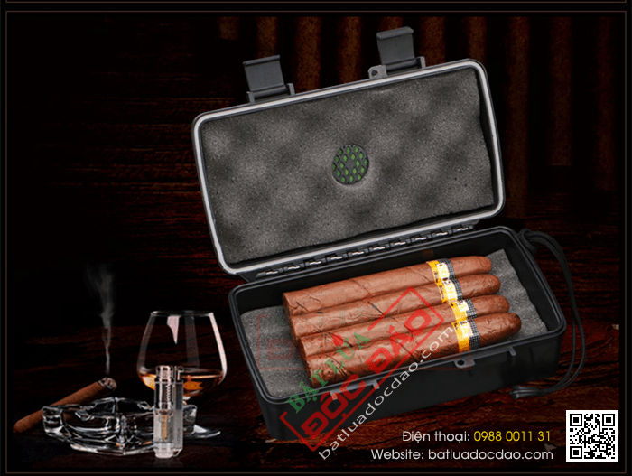 Hộp giữ ẩm Cigar (xì gà) Xikar loại nhỏ 4 điếu kiểu vali chính hãng- Mã SP: XH10