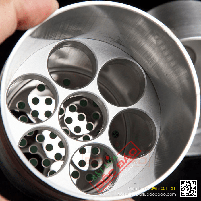 Ống đựng Cigar (xì gà) Cohiba chính hãng loaị 7 điếu màu trắng bạc - Mã SP: D004