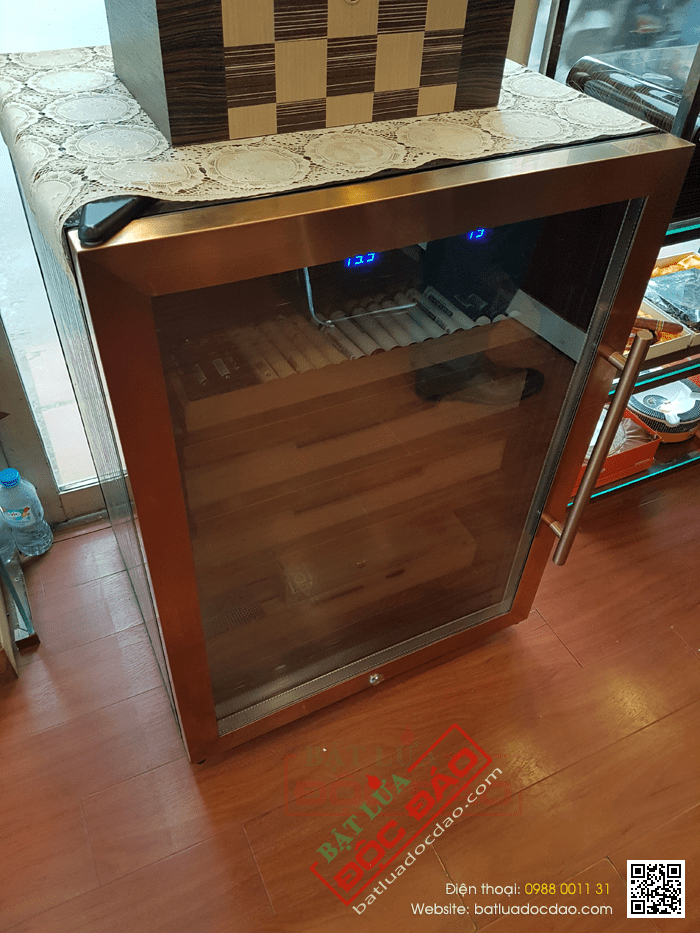 Tủ bảo quản Cigar (xì gà) cắm điện 4 tầng cao cấp - Mã SP: RA999