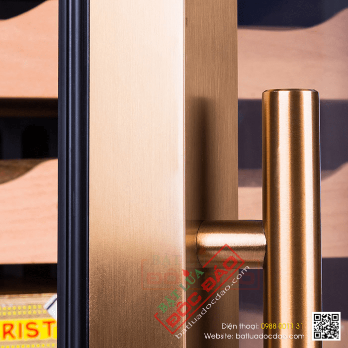 Tủ bảo quản giữ ẩm xì gà cắm điện Lubinski 3 tầng - Mã SP: RA220